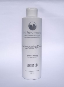 les-anes-d-autan-lait-anesse