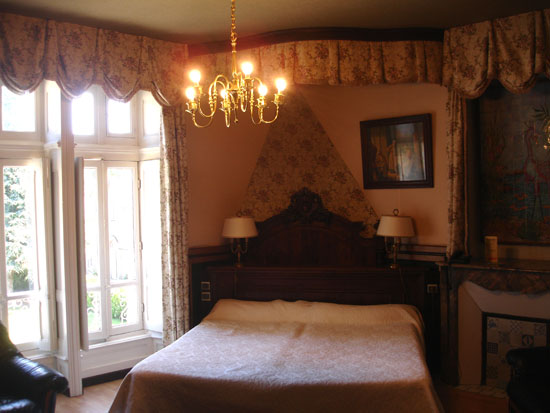 Chambre-romantique-chateau-du-val