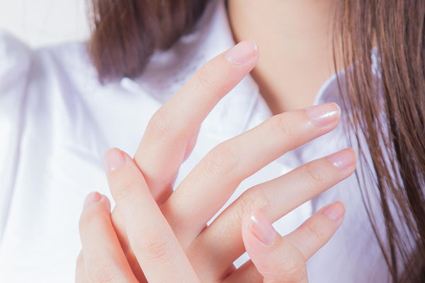 crevasses douloureuses mains